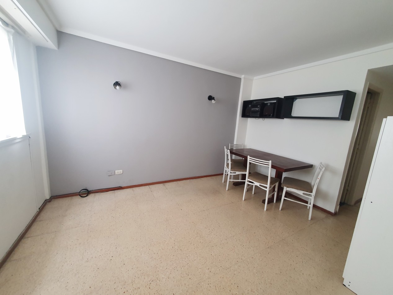 2 ambientes a 2 cuadras de la Playa Brown y Tucuman