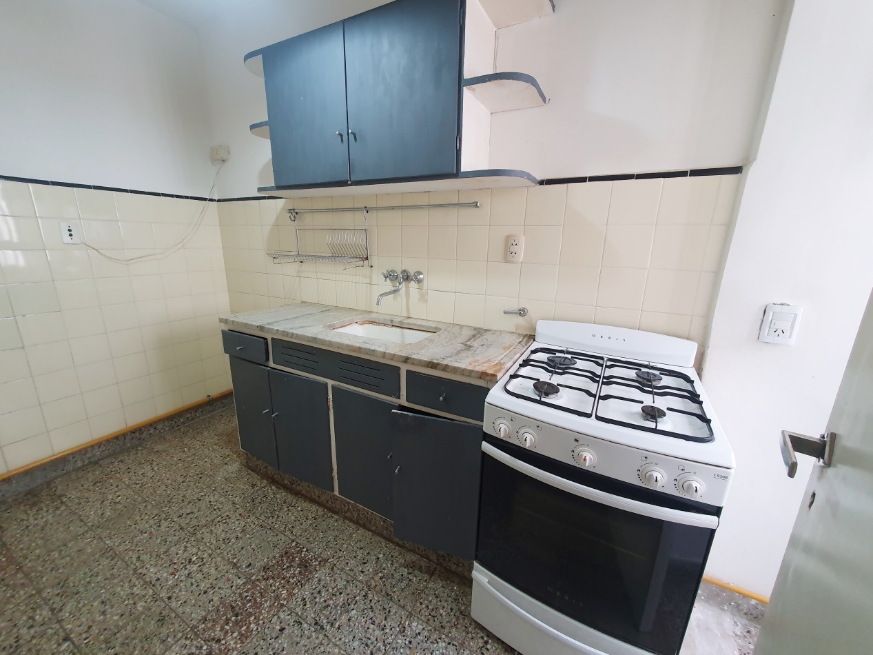 2 ambientes a 2 cuadras de la Playa Brown y Tucuman