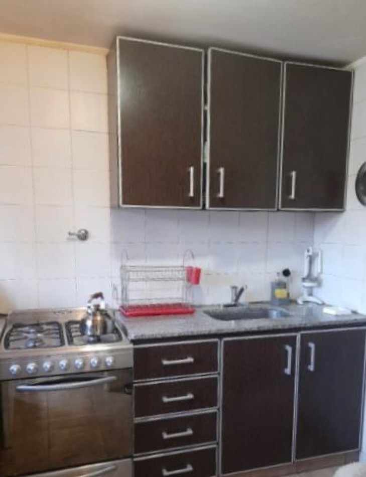 Soleada casa de 3 ambientes en lote propio