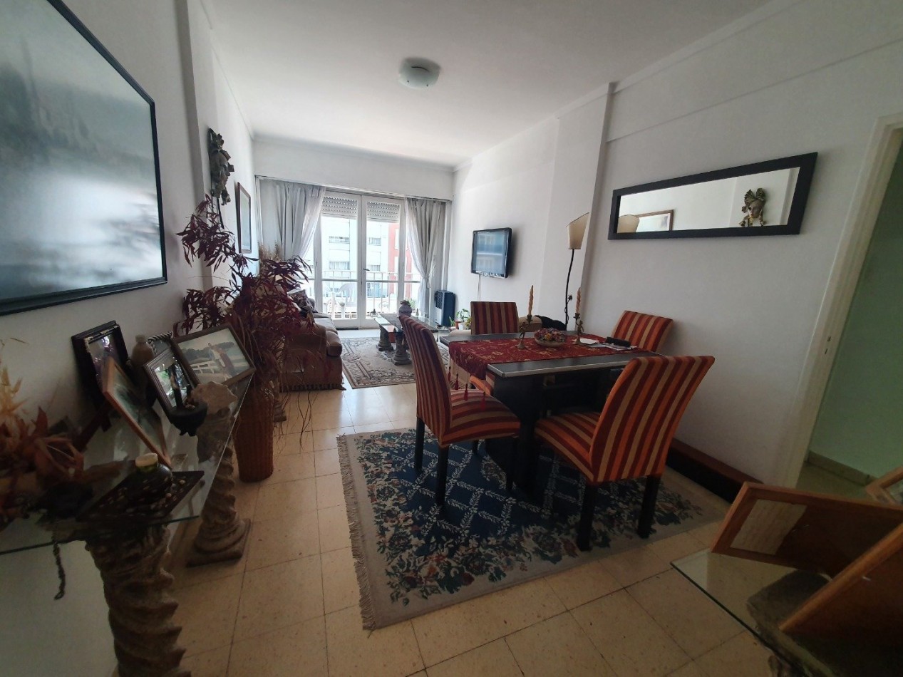 3 ambientes al frente c/ balcon sobre Av Colon! Colon y Buenos Aires