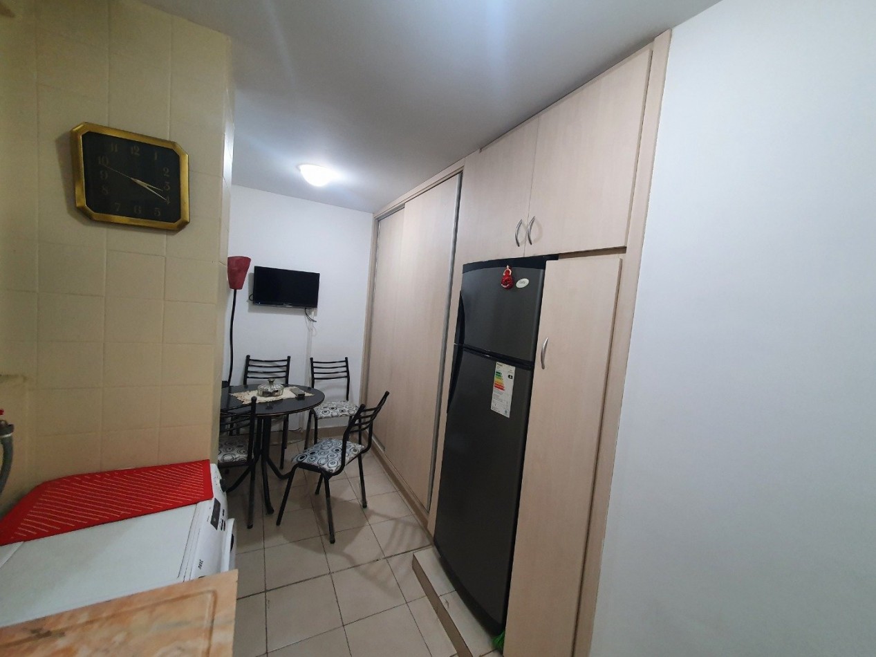 3 ambientes al frente c/ balcon sobre Av Colon! Colon y Buenos Aires