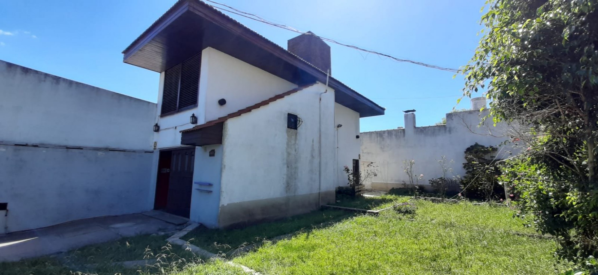 Casa con garage Ituzango y Malvinas