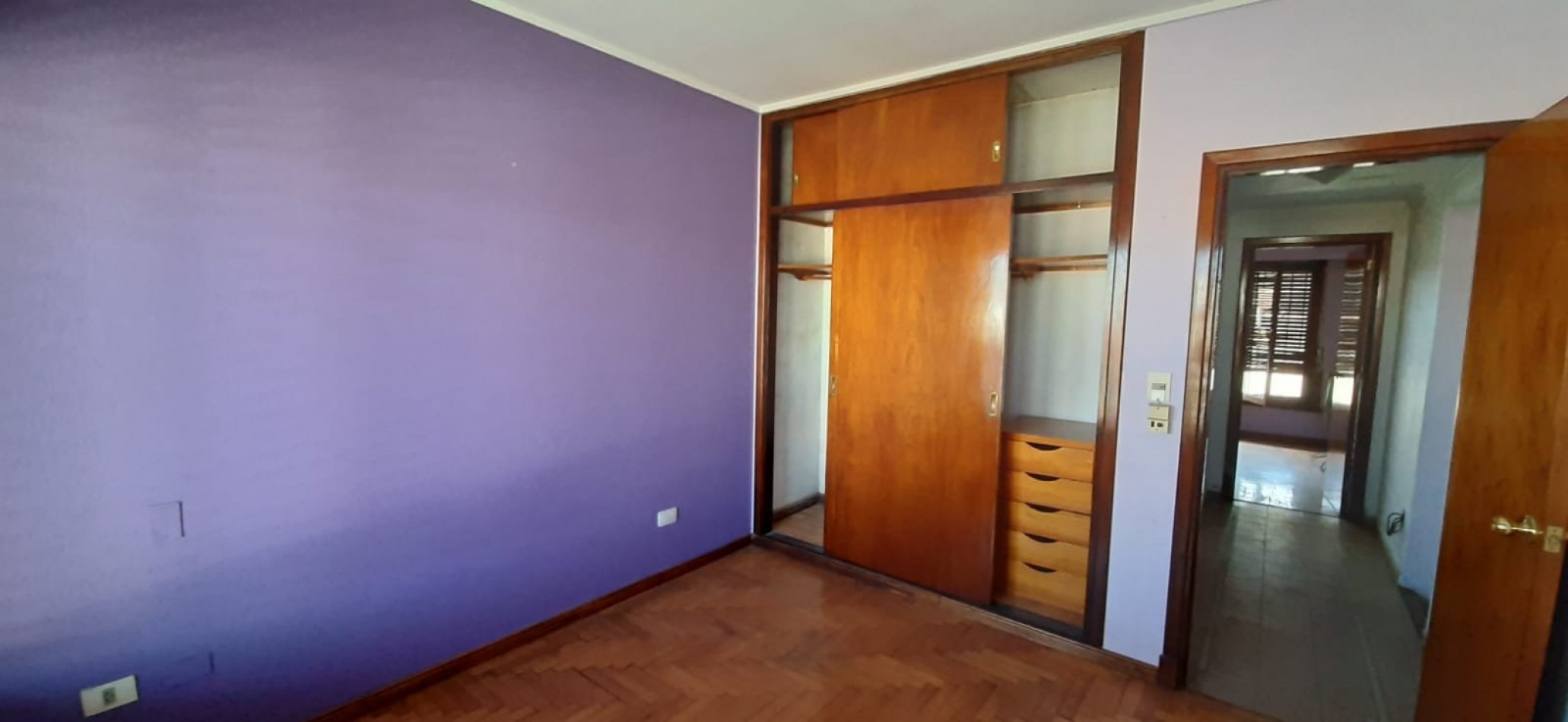 Casa con garage Ituzango y Malvinas