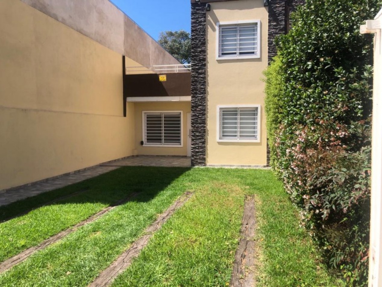 Duplex 4 ambientes con terraza