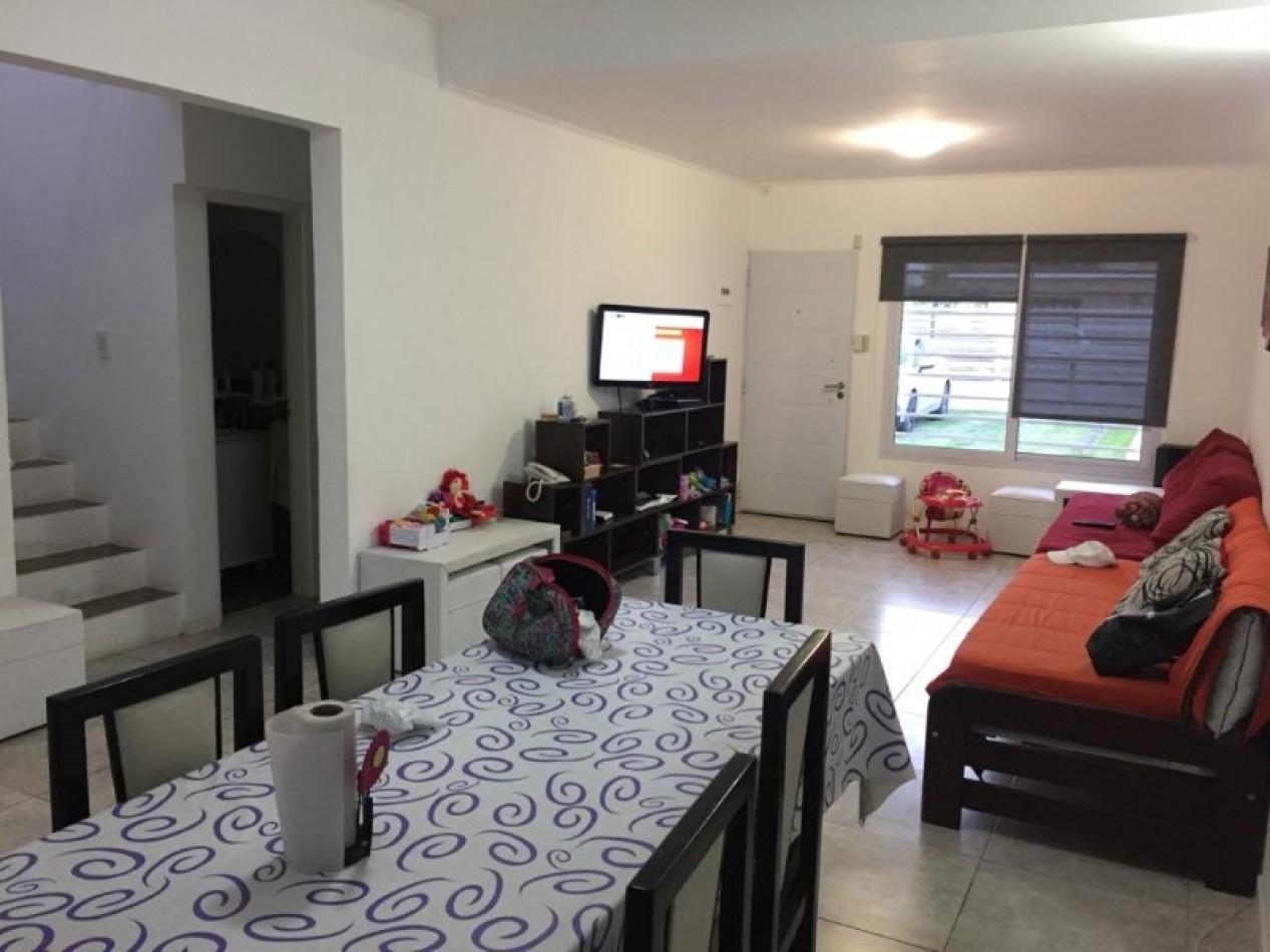 Duplex 4 ambientes con terraza