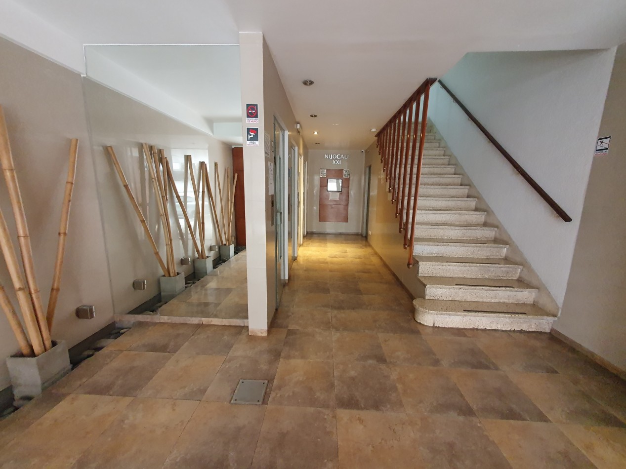 Ambiente al frente con balcon Santiago del Estero y Moreno