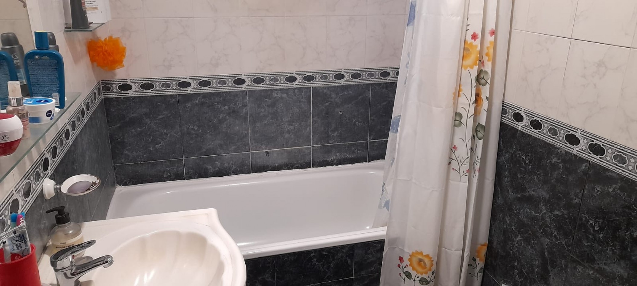CHALET 3 AMBIENTES CON TALLER. SANTA CLARA