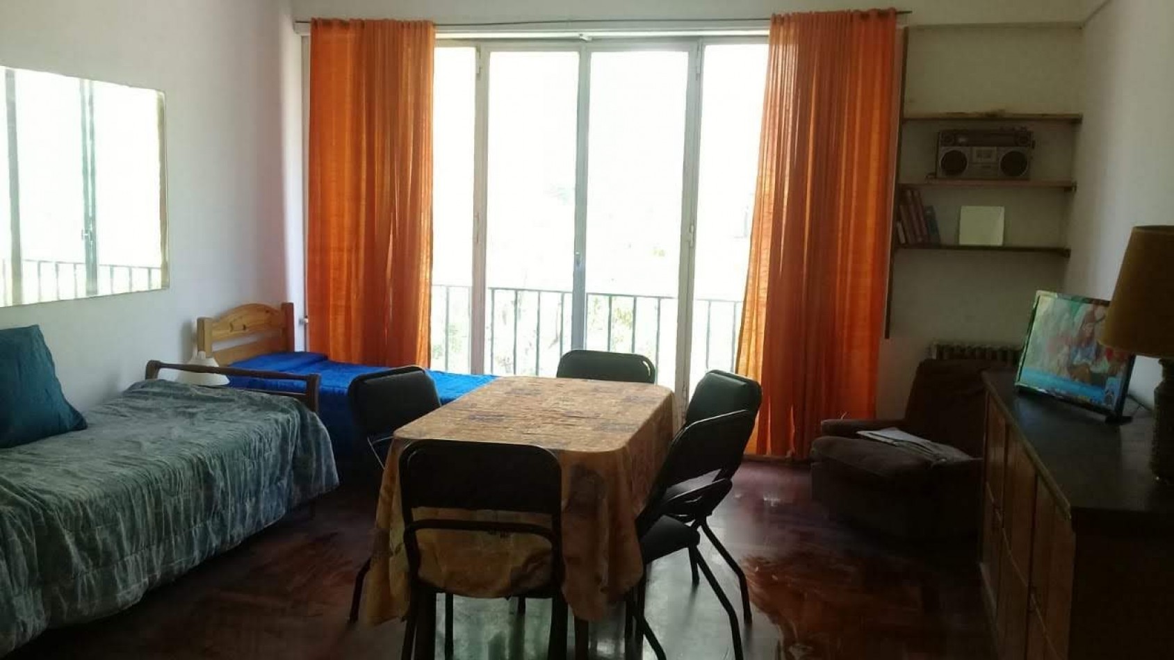 DEPARTAMENTO DE 4 AMBIENTES A LA CALLE. APTO CREDITO