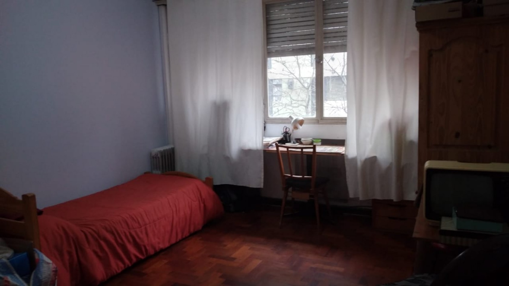 DEPARTAMENTO DE 4 AMBIENTES A LA CALLE. APTO CREDITO