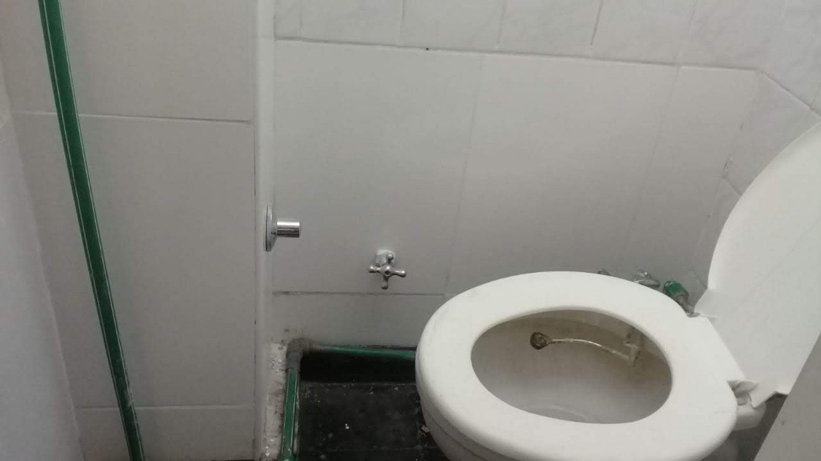DEPARTAMENTO DE 4 AMBIENTES A LA CALLE. APTO CREDITO