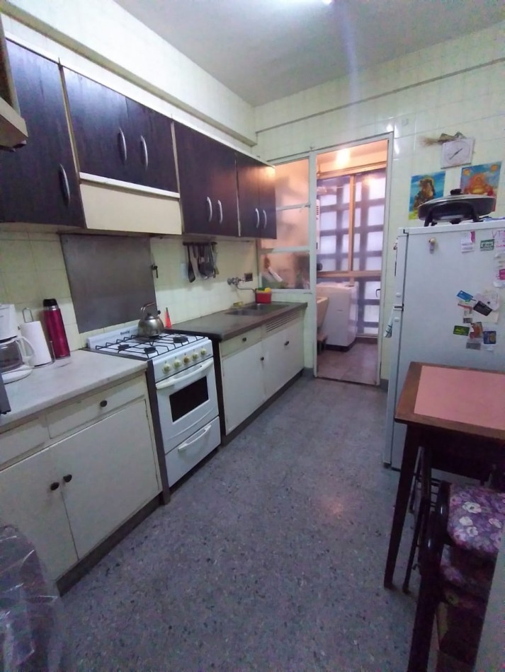 DEPARTAMENTO DE 4 AMBIENTES A LA CALLE. APTO CREDITO