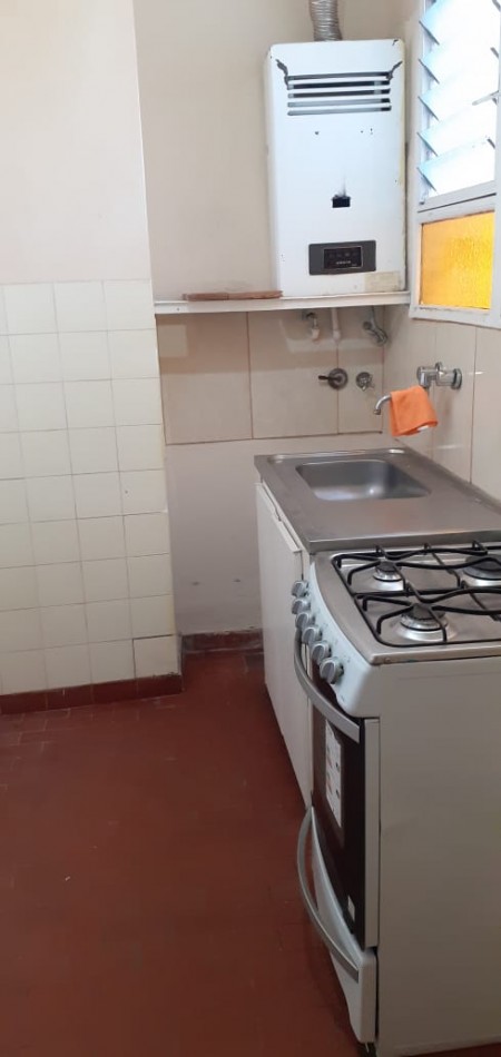 DEPARTAMENTO DE 3 AMBIENTES EN CAPITAL FEDERAL. PERMUTA POR PROPIEDAD EN MAR DEL PLATA