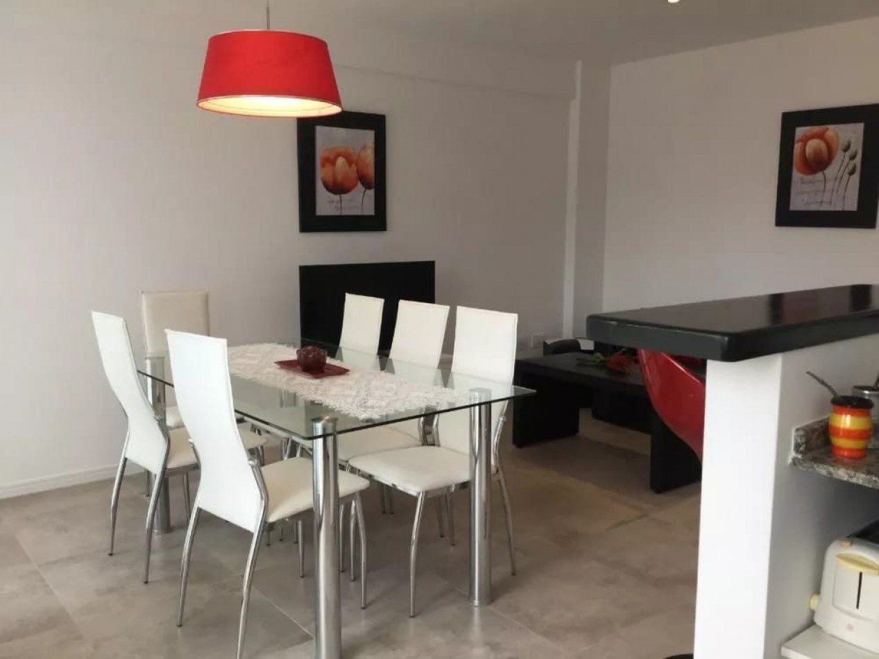 Hermoso Semipiso 3 ambientes en zona Guemes con balcon.