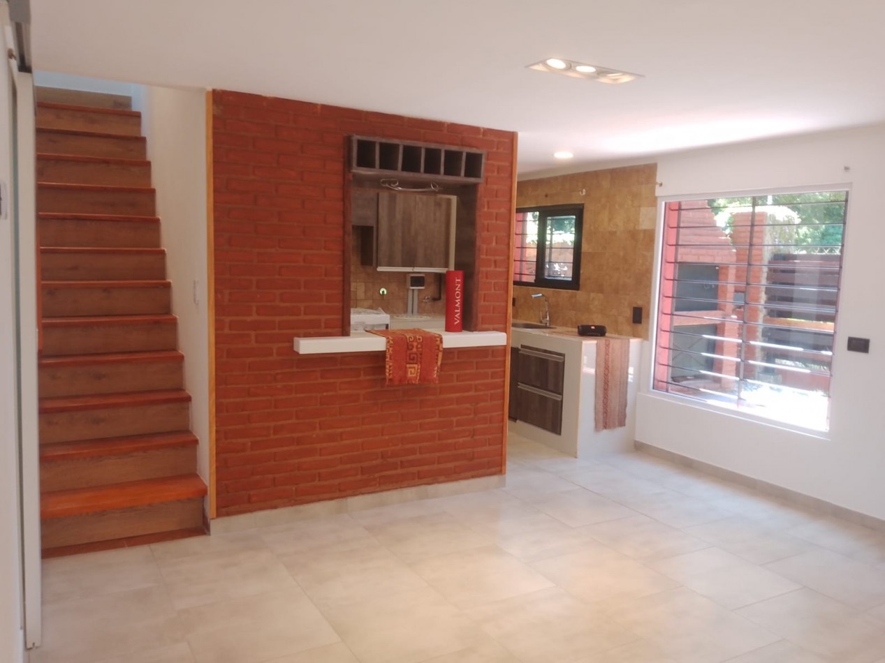 Hermoso chalet a estrenar en la zona de Santa Celina