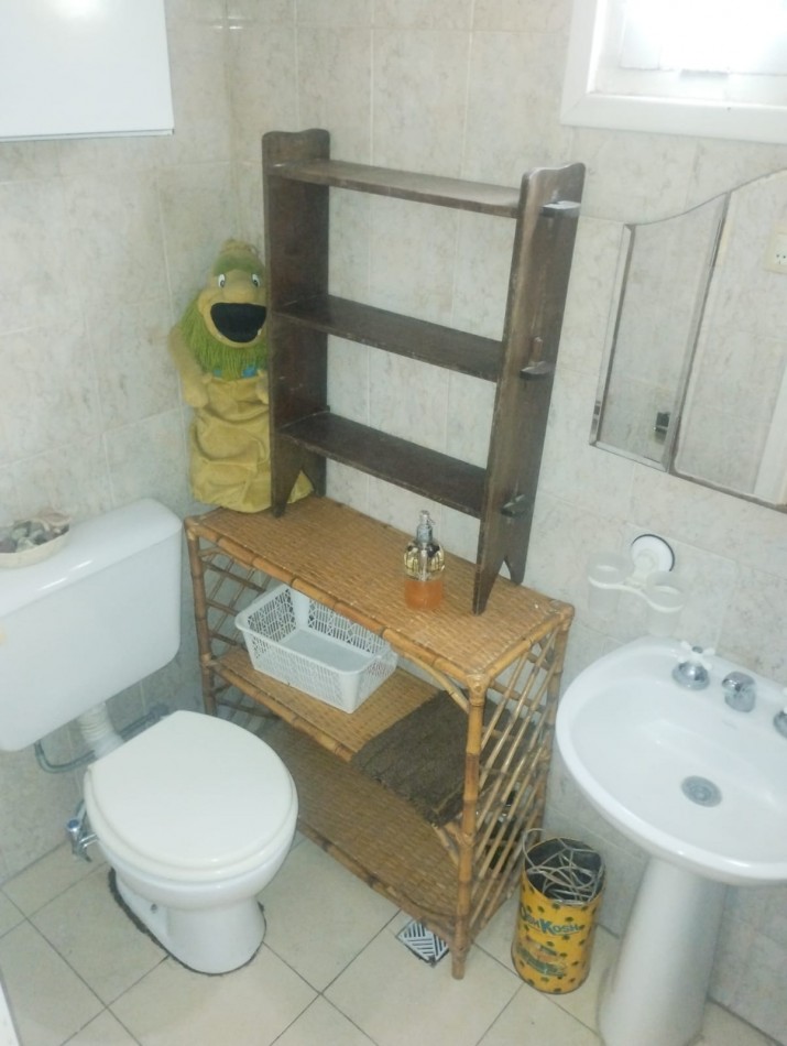 PH EN DUPLEX PLAZA ROCHA. 3 AMBIENTES CON BALCON Y DEPENDENCIA.