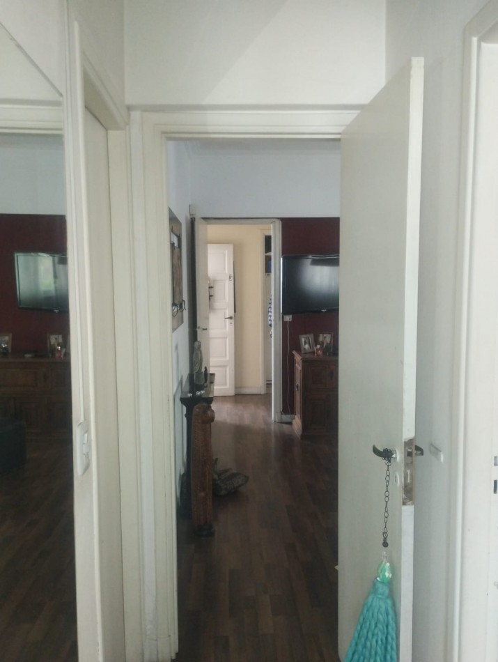 PH EN DUPLEX PLAZA ROCHA. 3 AMBIENTES CON BALCON Y DEPENDENCIA.
