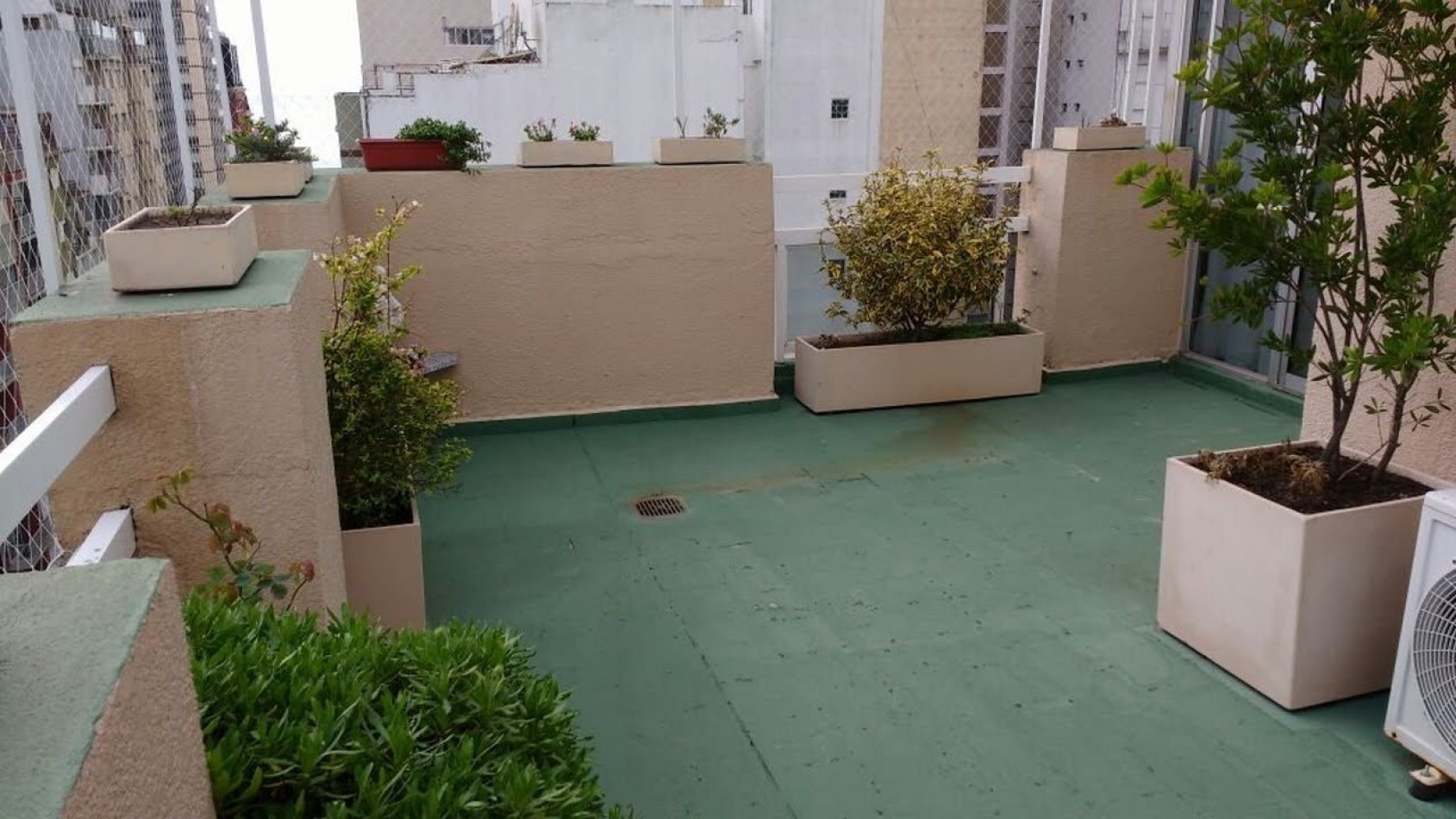 4 ambientes con balcon terraza y parrilla Brown y Sarmiento