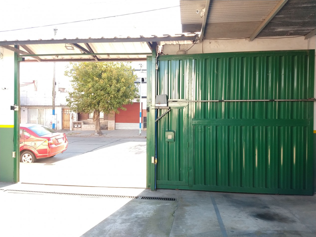 Cocheras emprendimiento Italia y Castelli