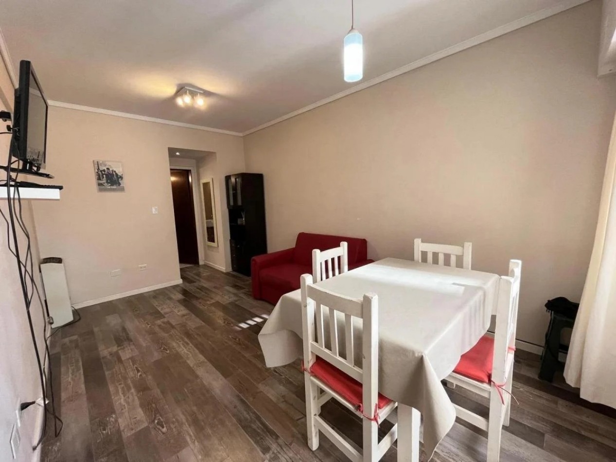 Departamento 2 Ambientes Reciclado con Cochera zona Aldrey
