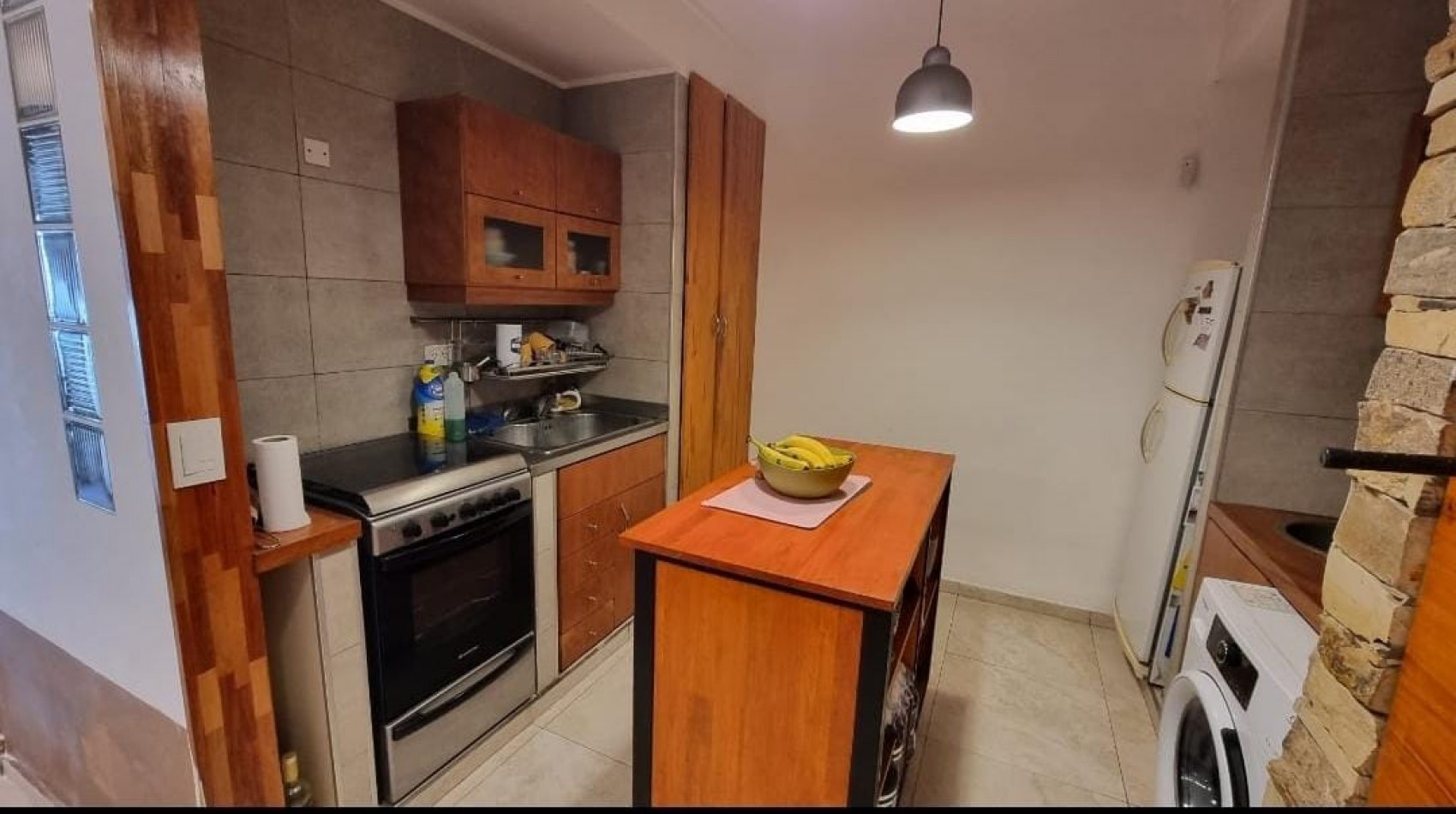 Casa 4 ambientes con pileta en Barrio Caisamar