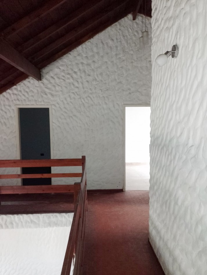 Chalet en ph de 5 ambientes Marconi y Ayacucho Z/ Villa Primera