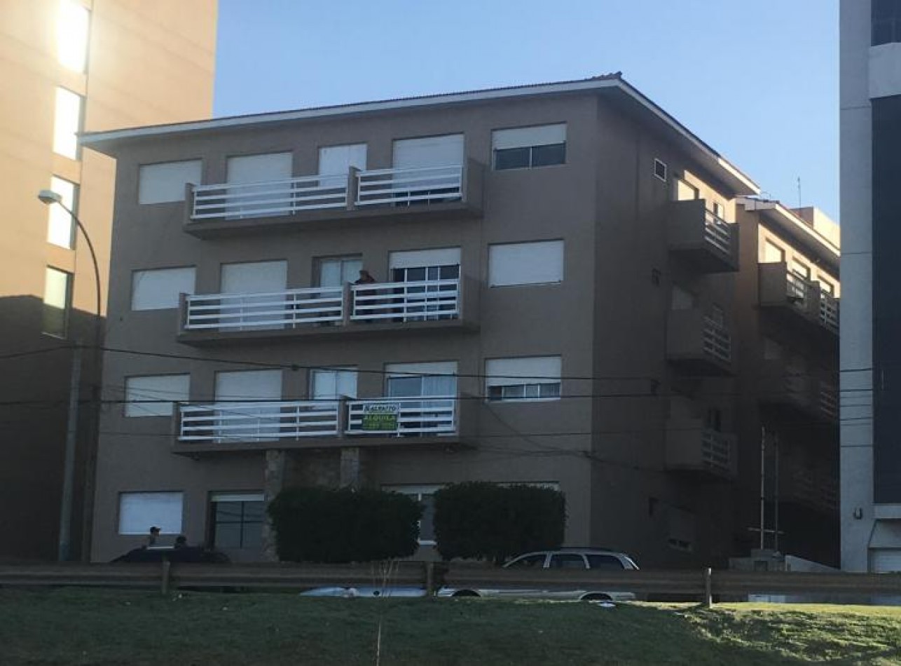 2 ambientes al lateral Punta Mogotes