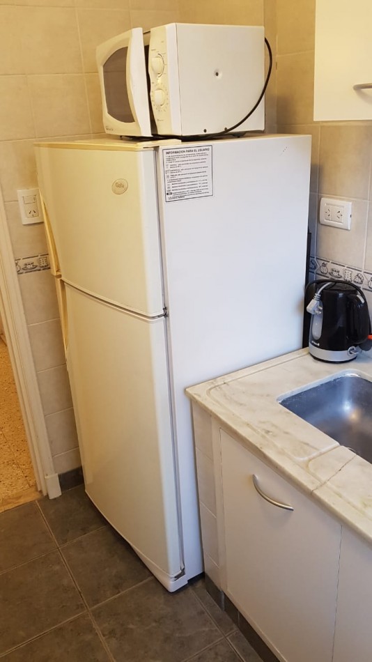 Departamento 1 ambiente sobre Av Colon Colon y Arenales