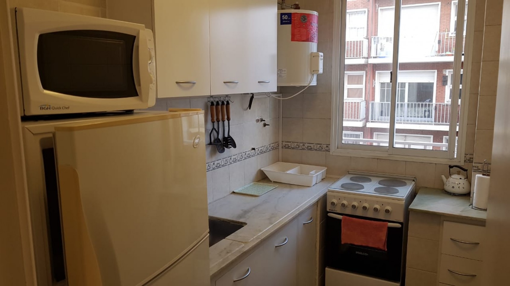 Departamento 1 ambiente sobre Av Colon Colon y Arenales