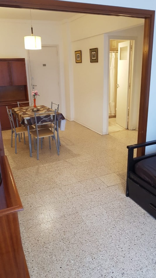 Departamento 1 ambiente sobre Av Colon Colon y Arenales