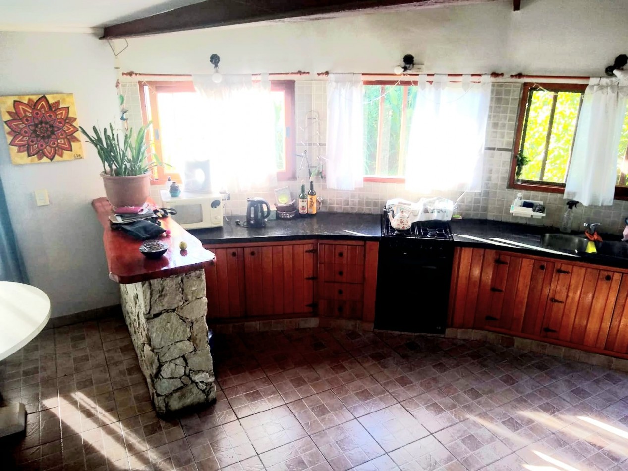 Chalet 4 ambientes Bosque Peralta Ramos, excelente ubicacion.