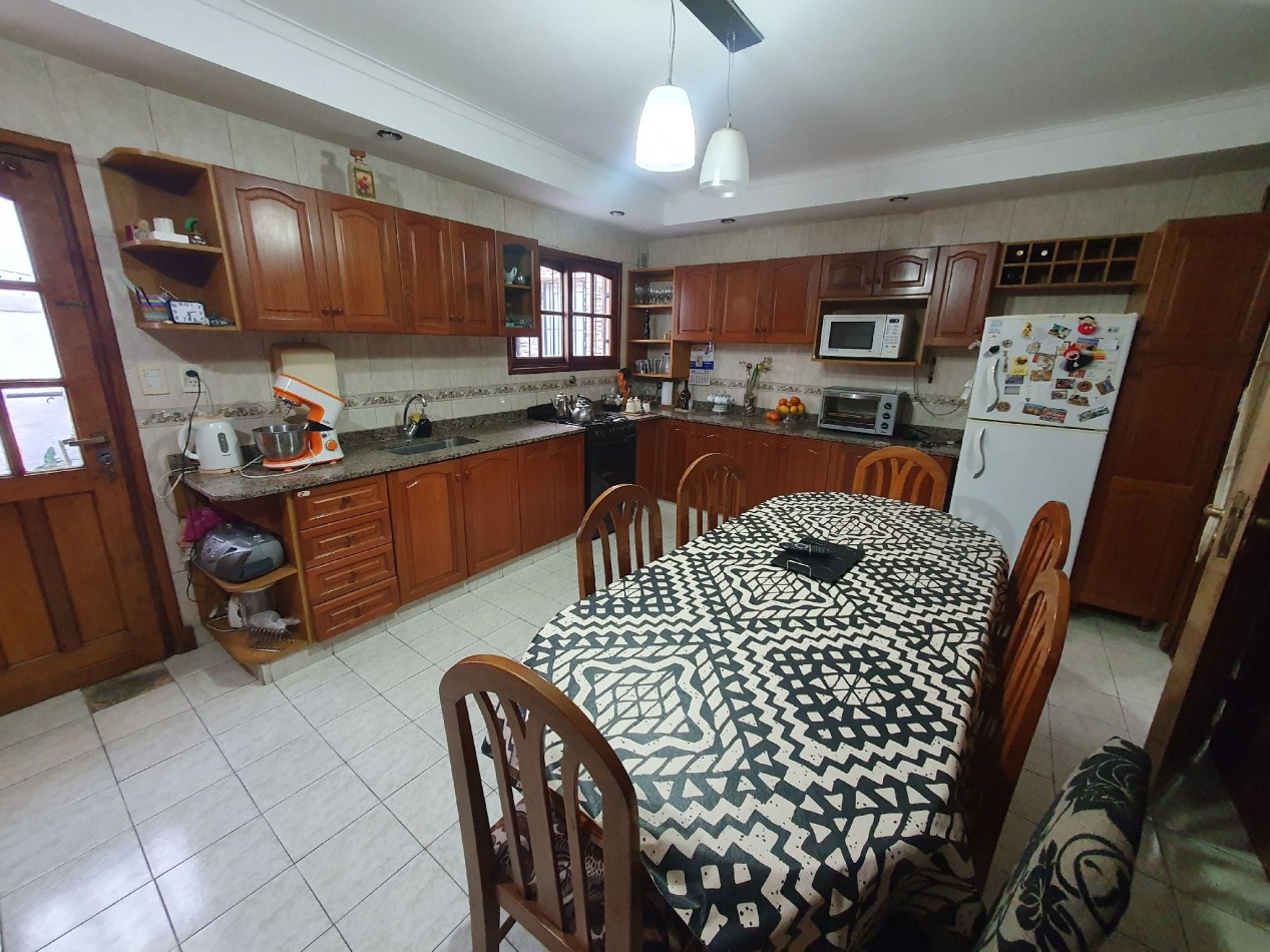 Casa 3 ambientes Z/ San Jose Formosa y España