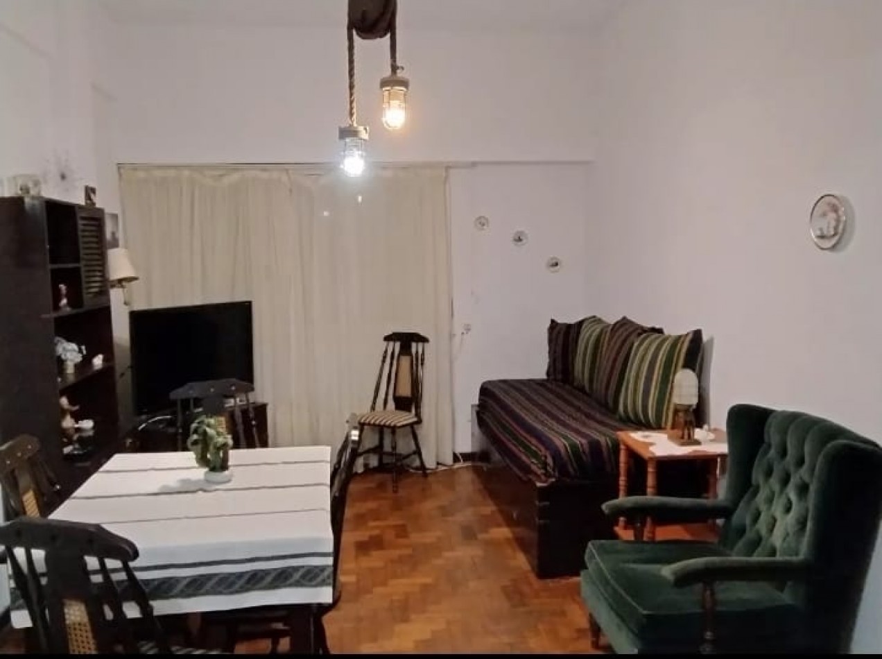 Departamento 2 ambientes con cochera