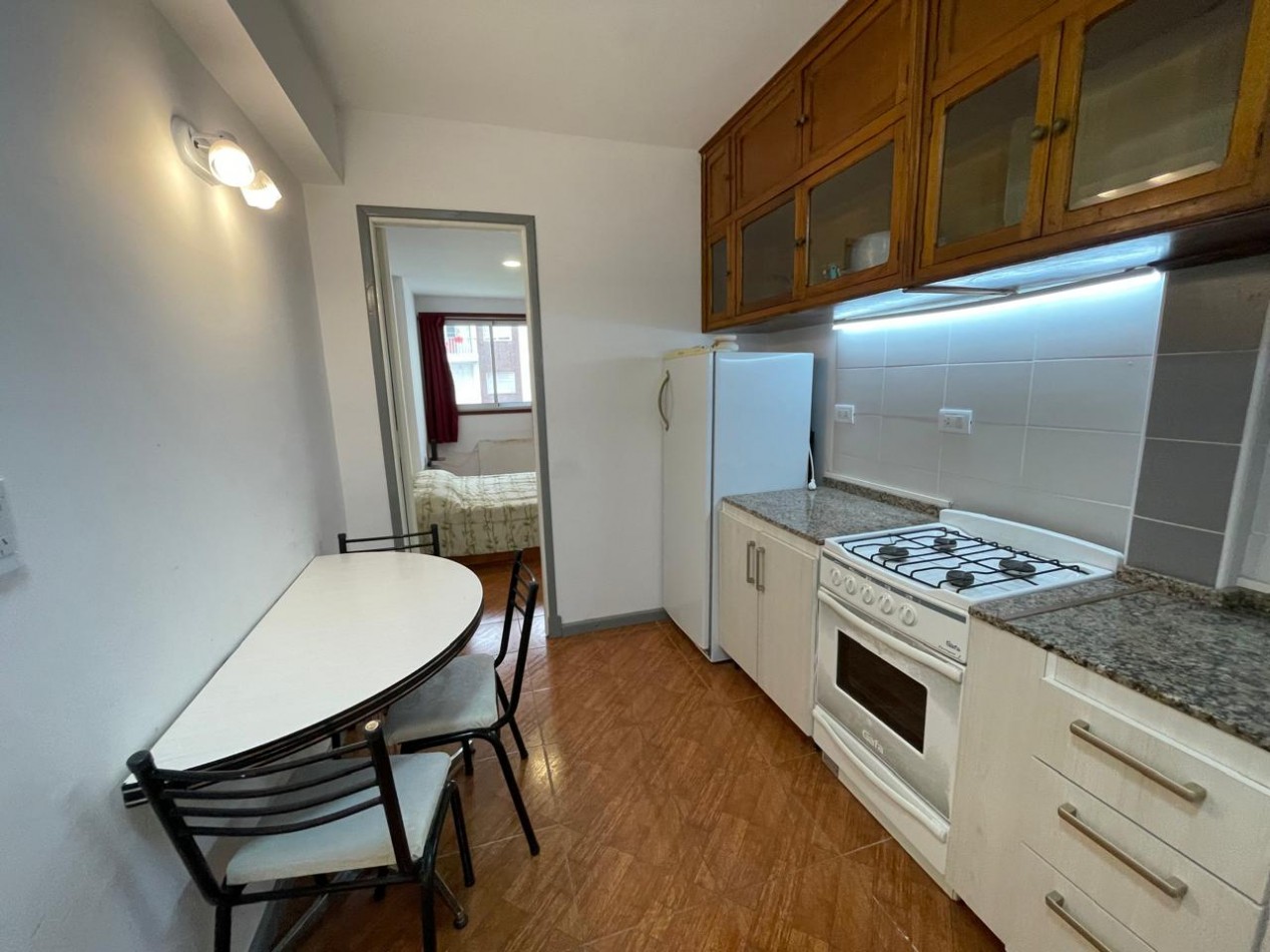 Departamento 2 ambientes zona Guemes