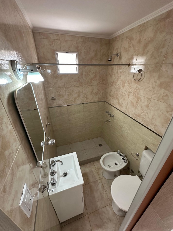 VENTA CASA RECICLADA
