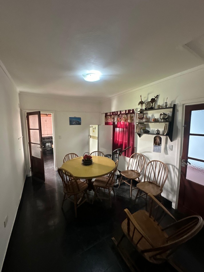 VENTA CHALET 5 AMBIENTES