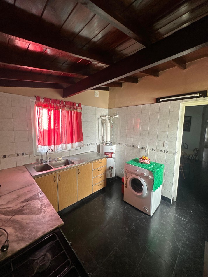 VENTA CHALET 5 AMBIENTES