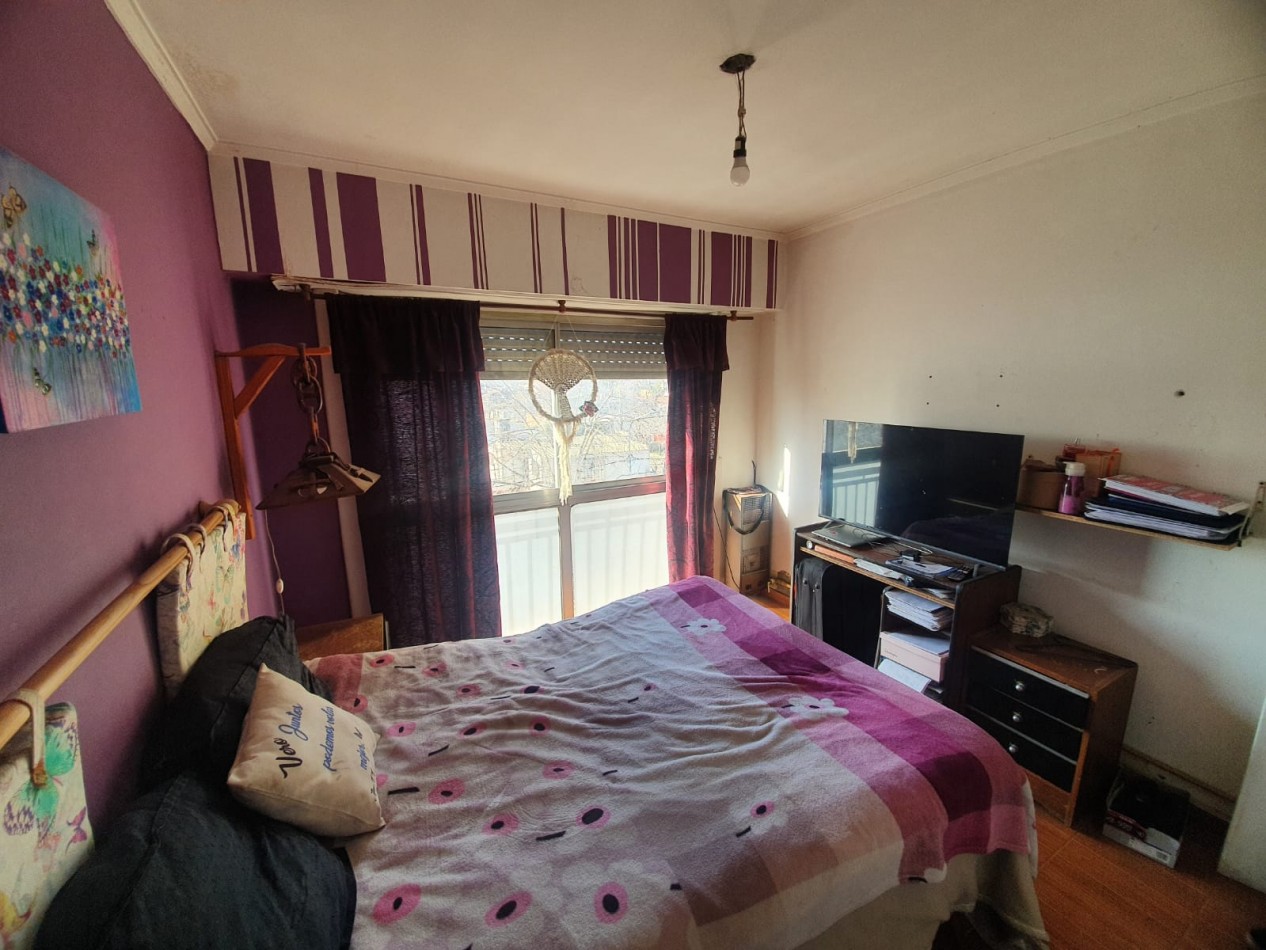 VENTA DEPARTAMENTO 3 AMBIENTES A LA CALLE