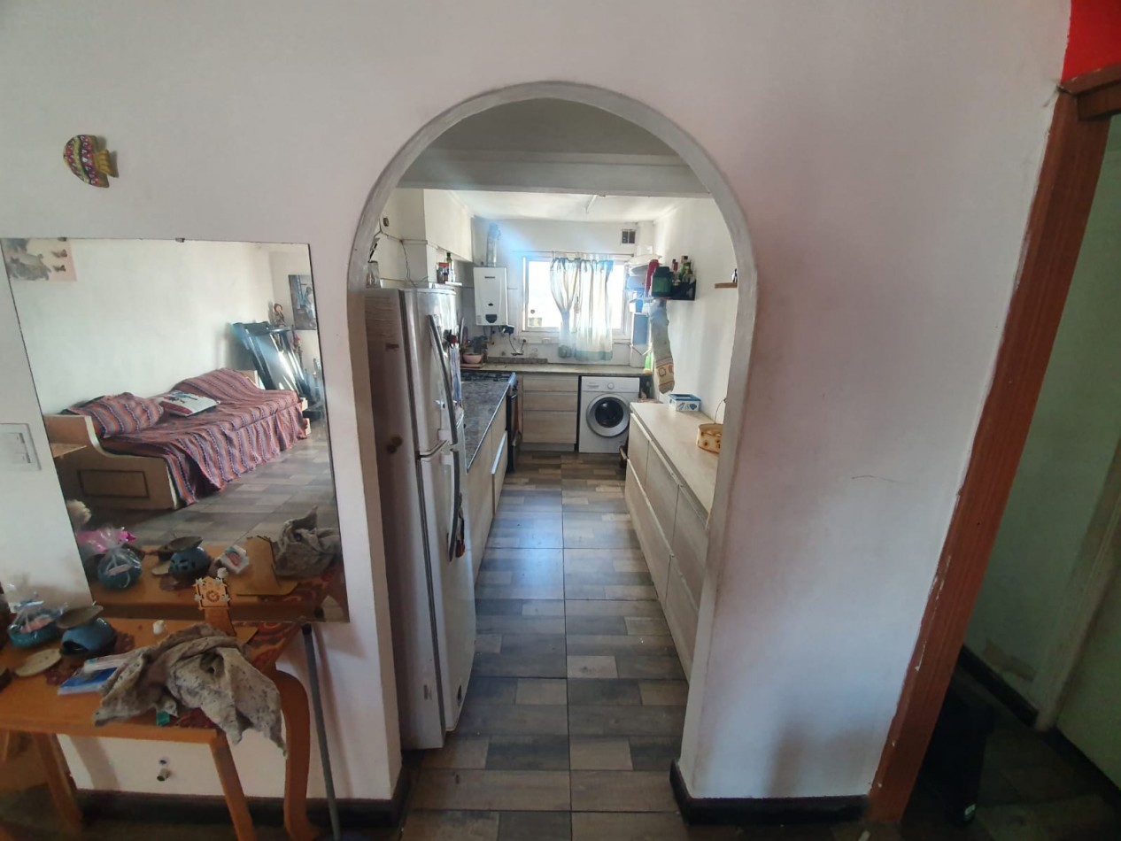 VENTA DEPARTAMENTO 3 AMBIENTES A LA CALLE
