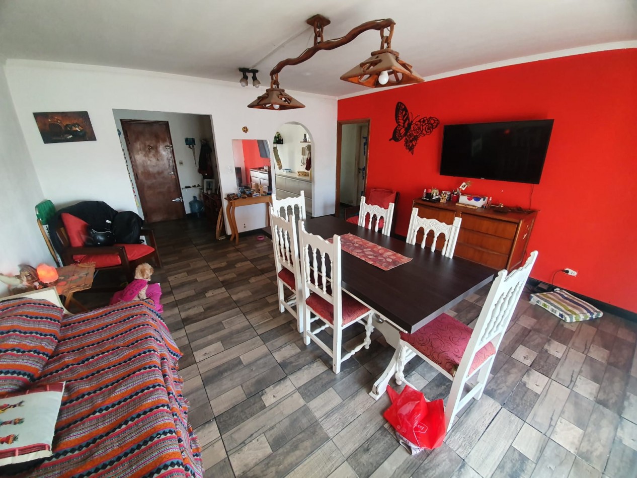VENTA DEPARTAMENTO 3 AMBIENTES A LA CALLE