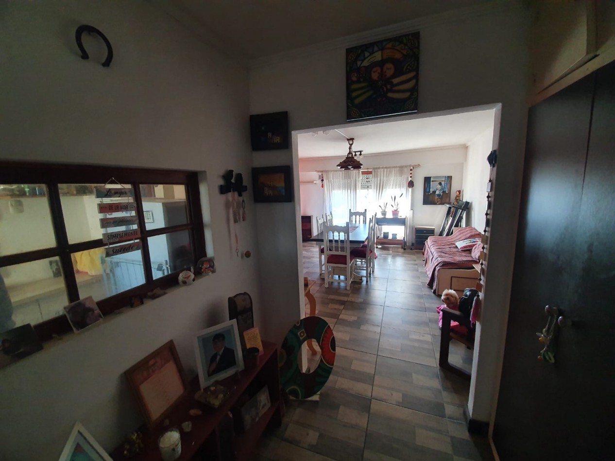 VENTA DEPARTAMENTO 3 AMBIENTES A LA CALLE