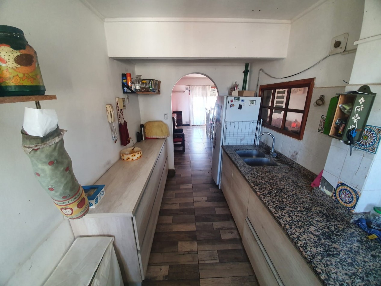 VENTA DEPARTAMENTO 3 AMBIENTES A LA CALLE
