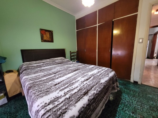 Chalet 4 ambientes mas PH 2 ambientes