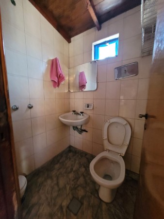 Chalet 4 ambientes mas PH 2 ambientes