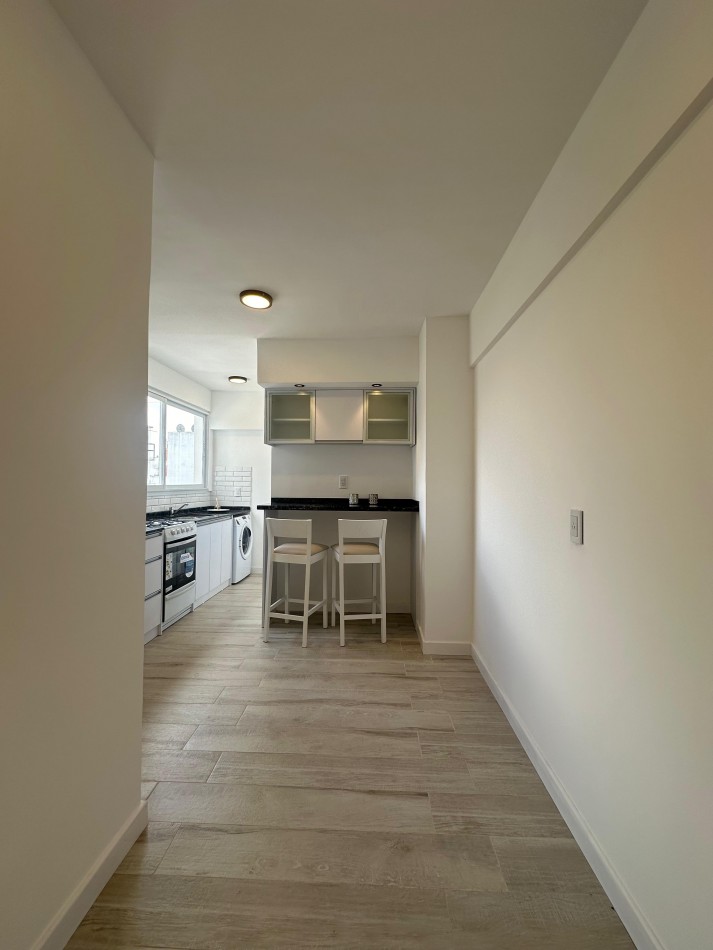 2 ambientes con parrilla y balcon terraza Entre Rios y Belgrano