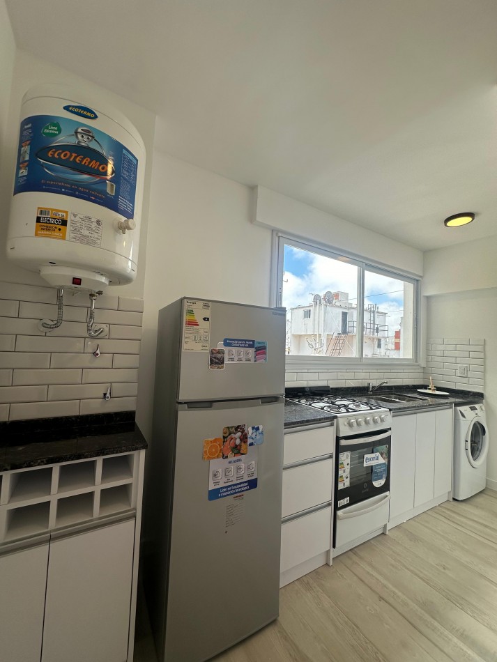 2 ambientes con parrilla y balcon terraza Entre Rios y Belgrano