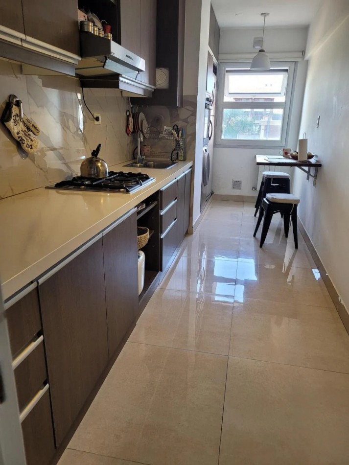 Departamento 4 ambientes Reciclado a Nuevo c/cochera