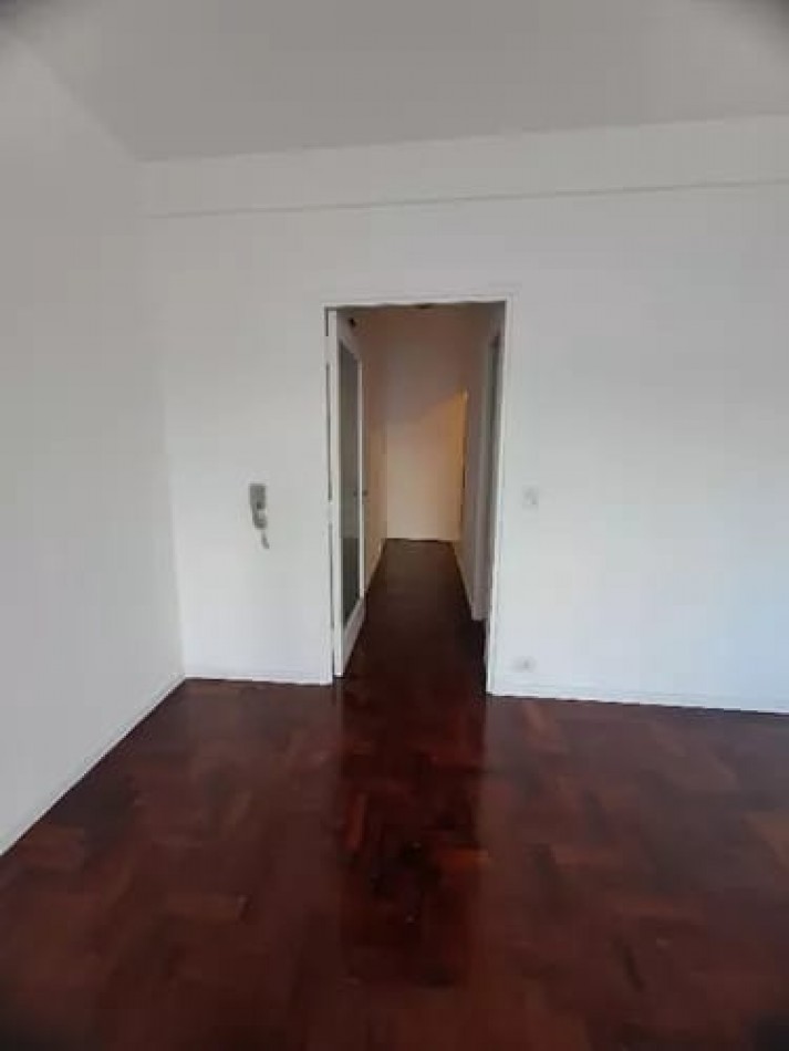 Departamento de 1 ambiente RECICLADO AMPLIO
