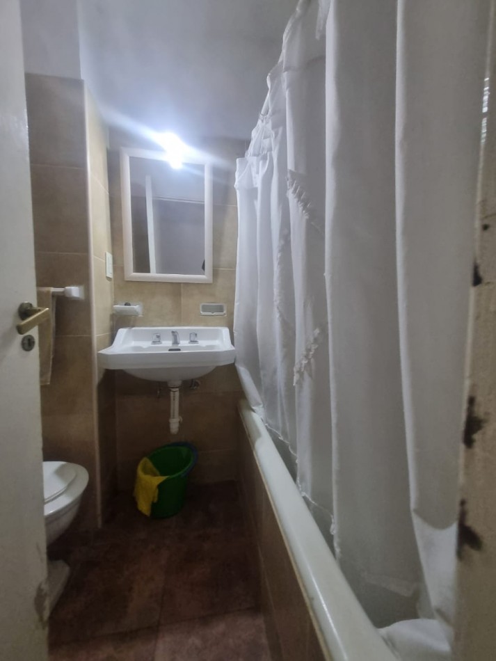 DEPARTAMENTO 1 AMBIENTE DIVIDIDO, UBICADO A 100 METROS DEL MAR