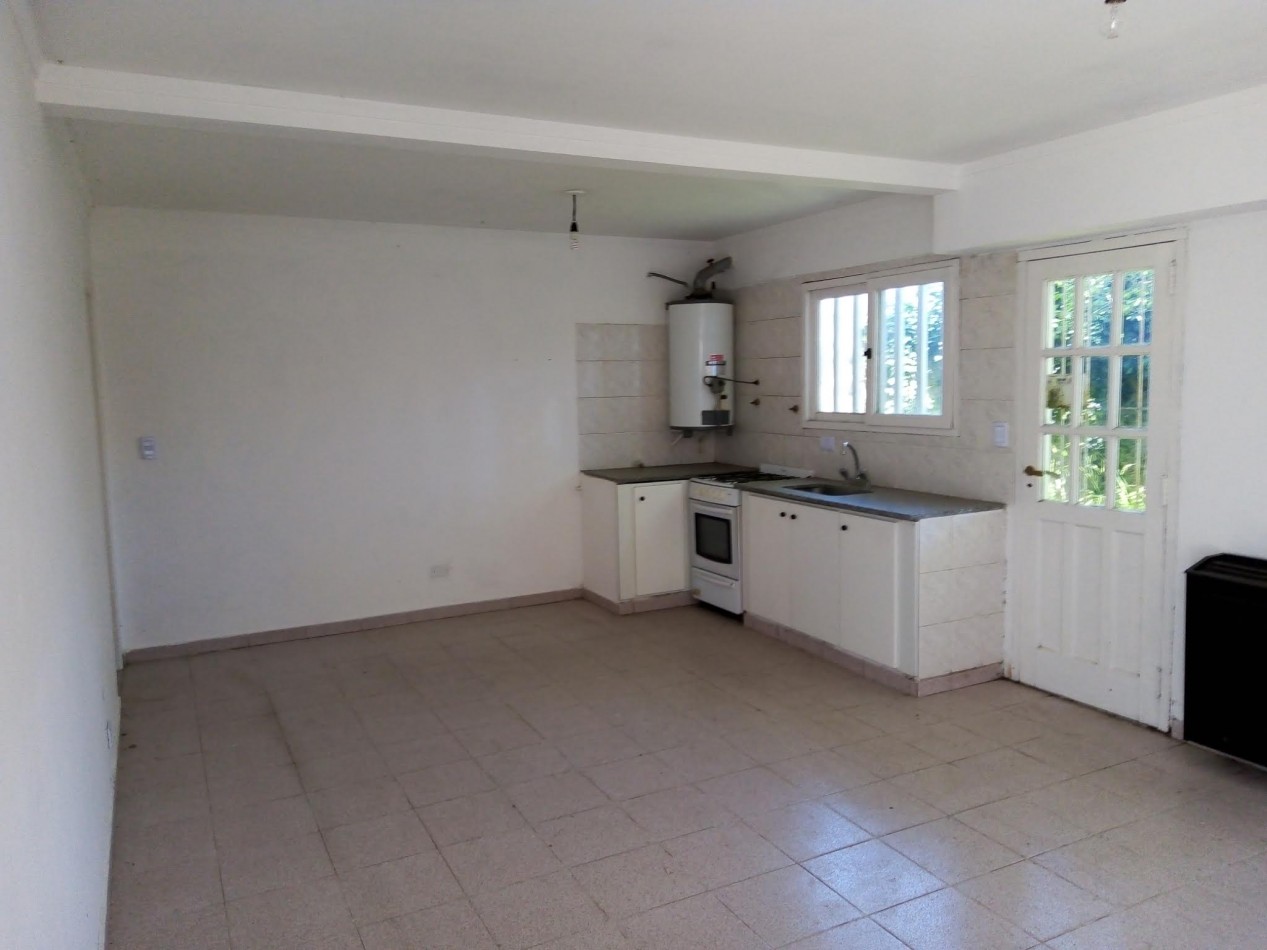 Venta de Ph de 3 ambientes, local y departamento Calasanz y Lijo Lopez