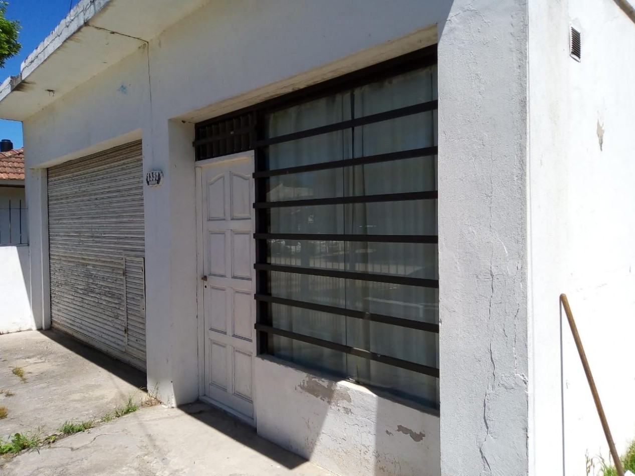 Venta de Ph de 3 ambientes, local y departamento Calasanz y Lijo Lopez